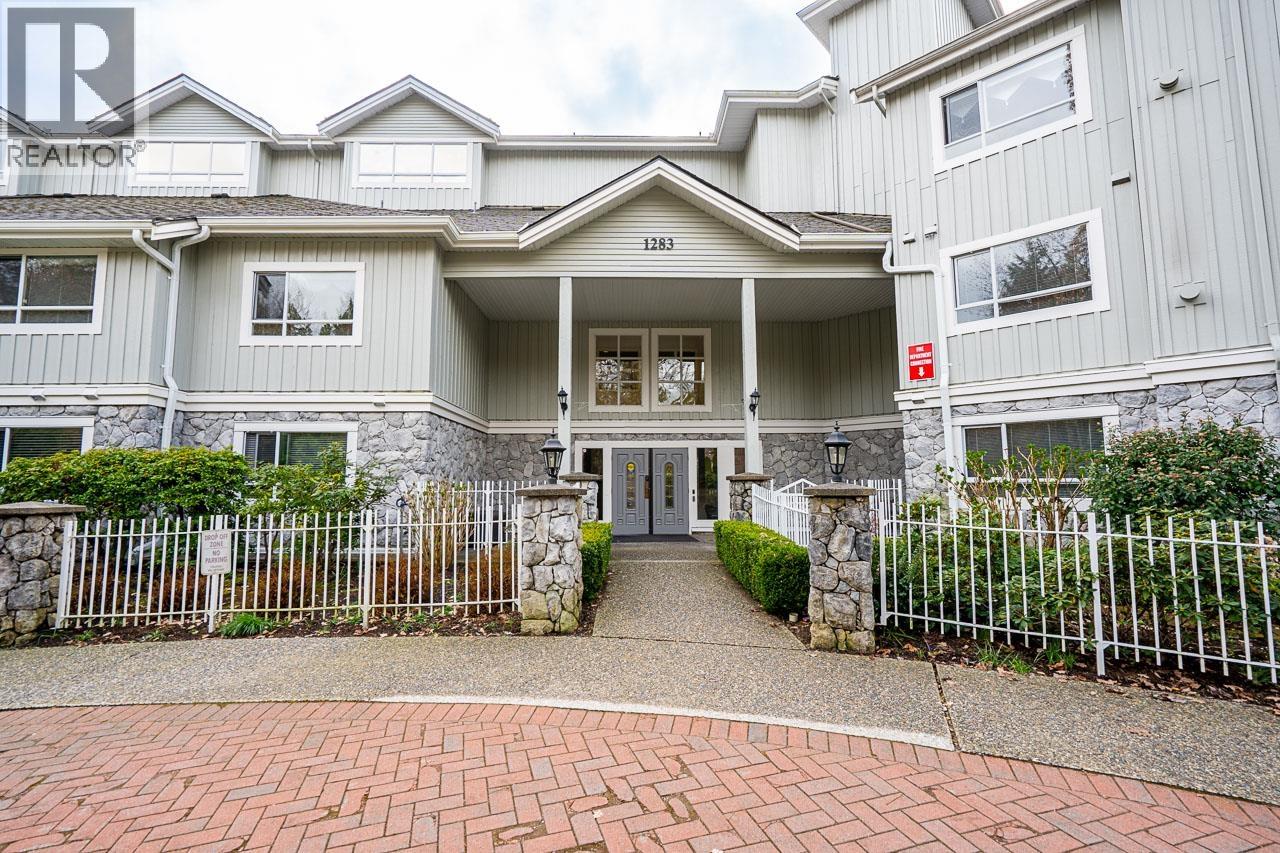 107 1283 Parkgate Avenue, North Vancouver, British Columbia  V7H 3A3 - Photo 3 - R3119434