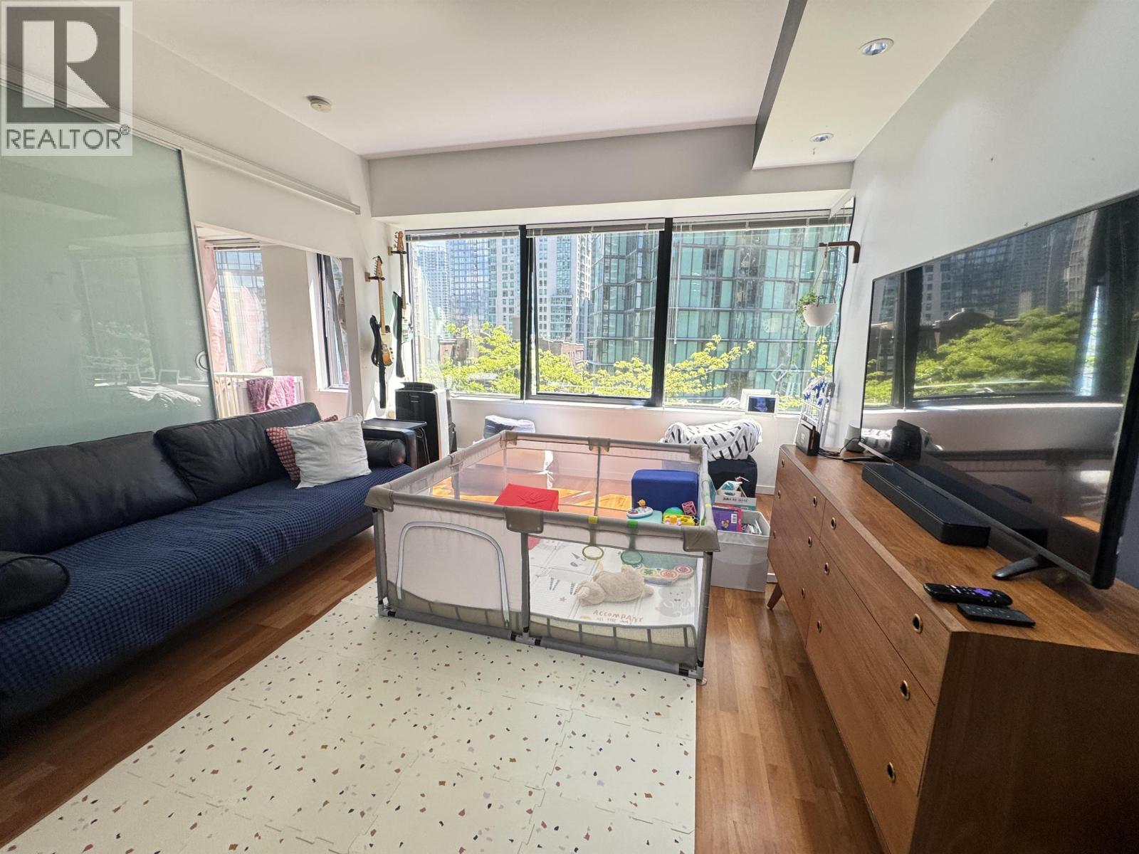 1333 W Georgia Street, Vancouver, British Columbia  V6E 4V3 - Photo 7 - R3123569