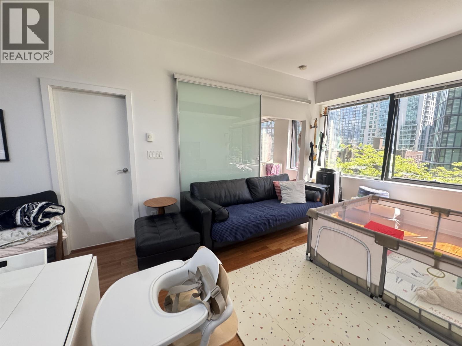 1333 W Georgia Street, Vancouver, British Columbia  V6E 4V3 - Photo 9 - R3123569
