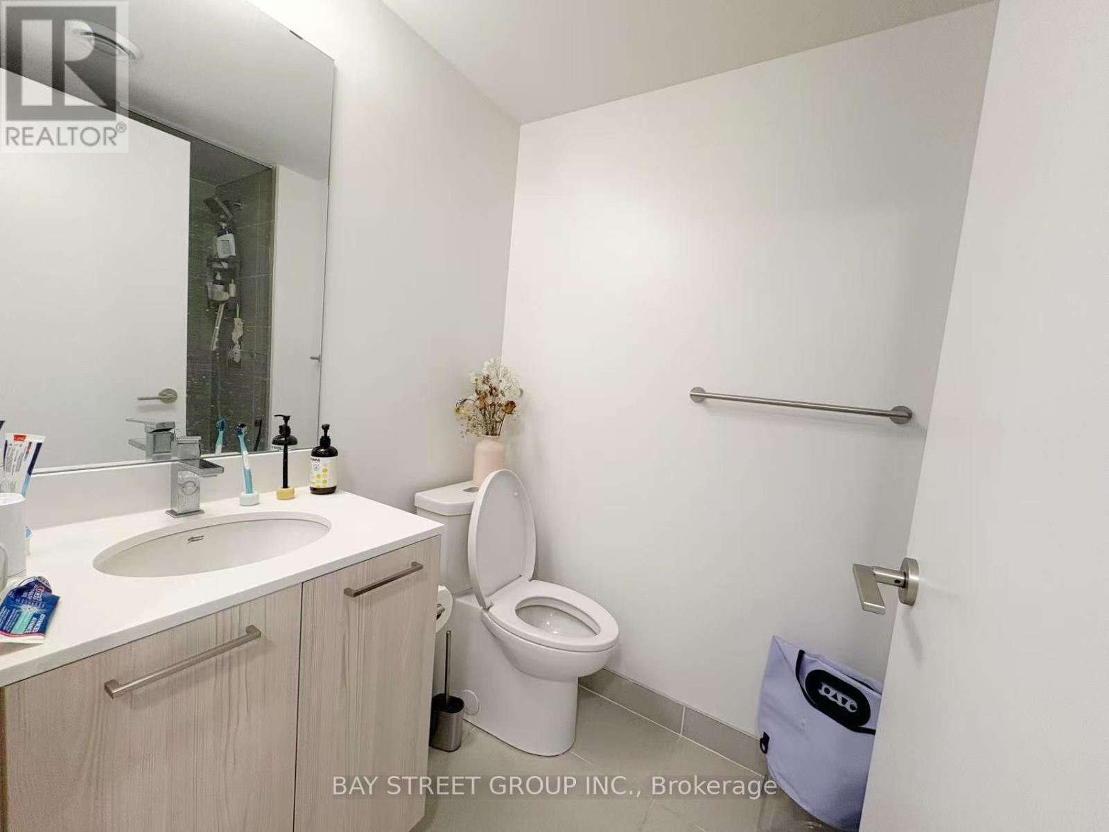 1904 - 65 Mutual Street, Toronto, Ontario  M5B 0E5 - Photo 17 - C13074842