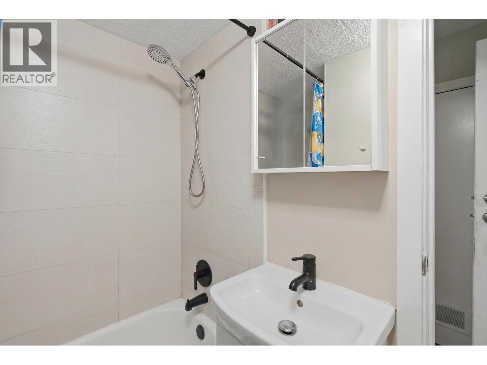 20783 Thorne Avenue, Maple Ridge, British Columbia  V2X 7R1 - Photo 27 - R3123084