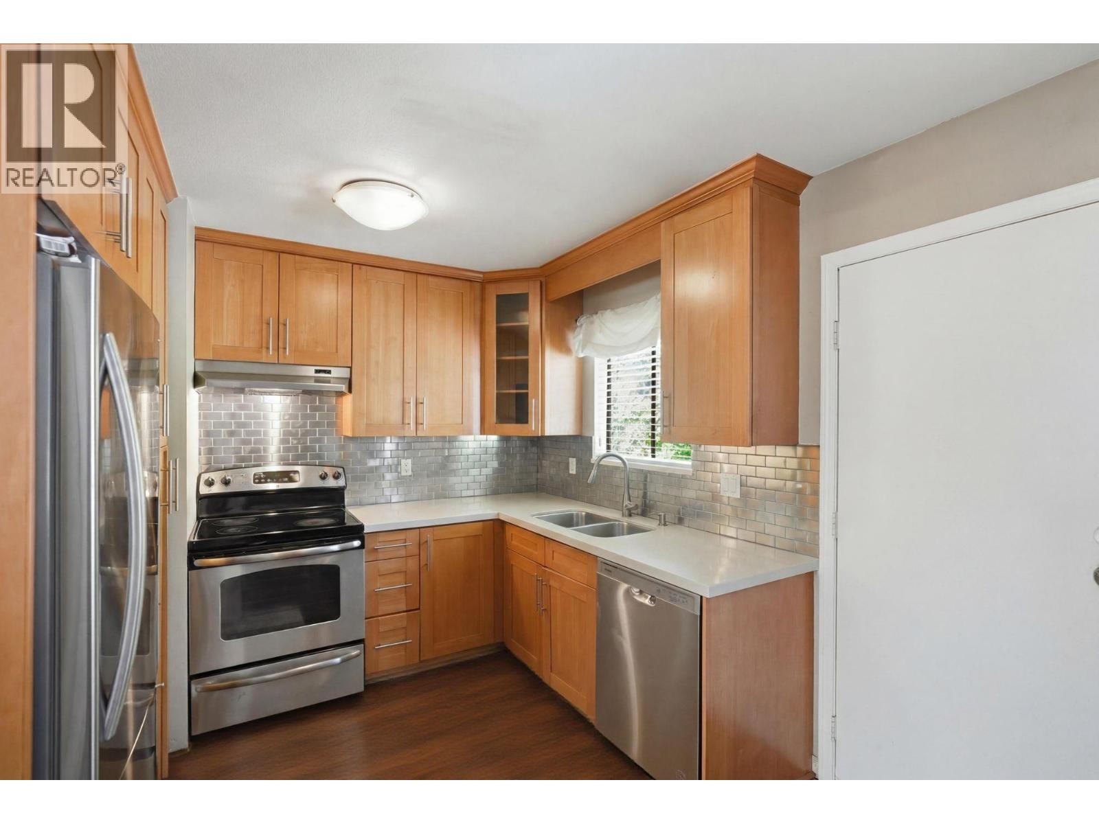 20783 Thorne Avenue, Maple Ridge, British Columbia  V2X 7R1 - Photo 14 - R3123084