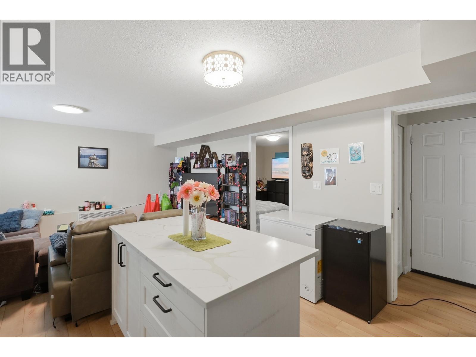 20783 Thorne Avenue, Maple Ridge, British Columbia  V2X 7R1 - Photo 22 - R3123084