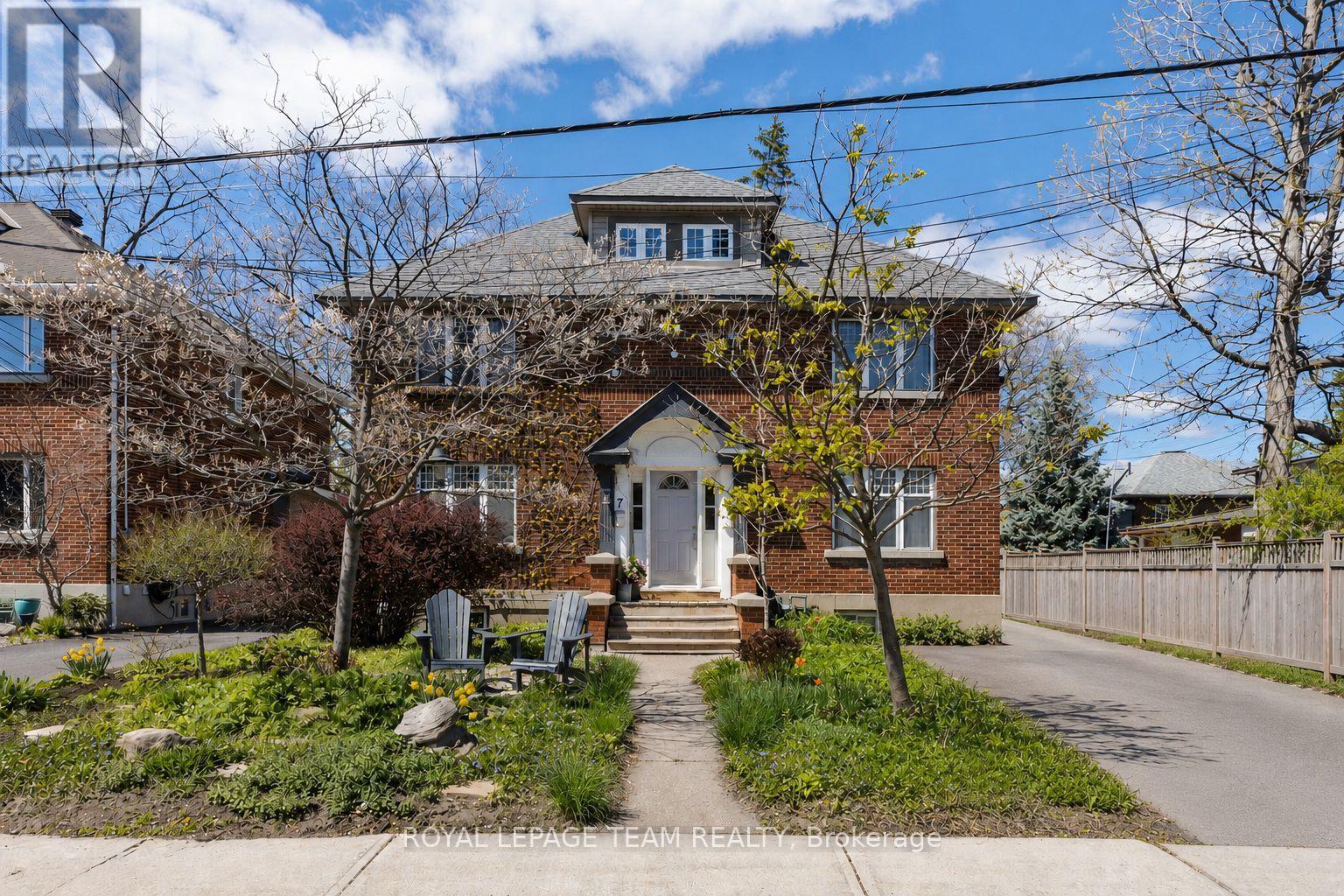 7 EDINA STREET, Ottawa, Ontario