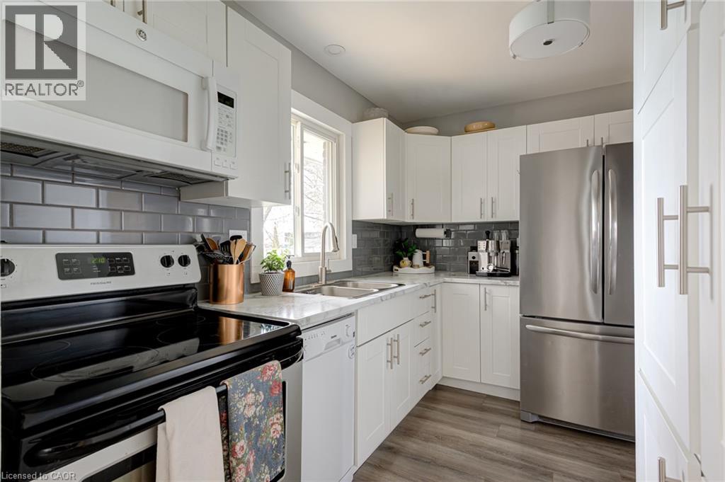 105 Maple Avenue, Stratford, Ontario  N5A 7G8 - Photo 19 - 40828931