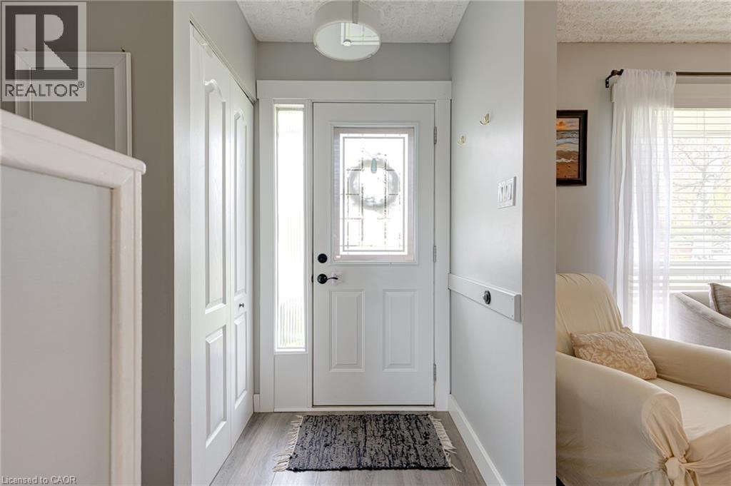 105 Maple Avenue, Stratford, Ontario  N5A 7G8 - Photo 8 - 40828931