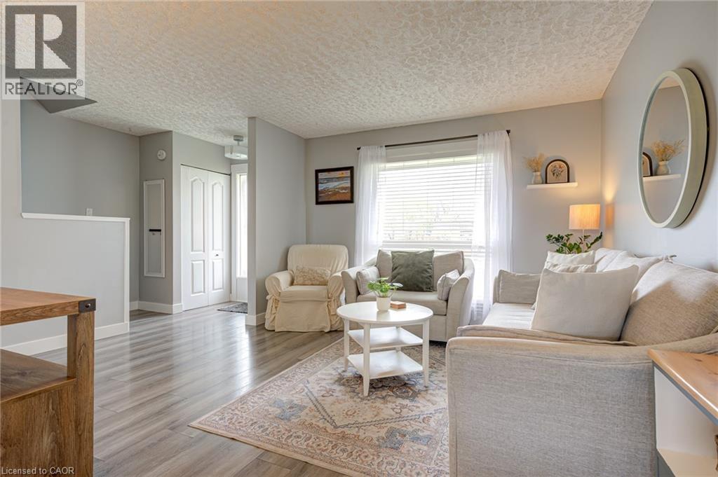 105 Maple Avenue, Stratford, Ontario  N5A 7G8 - Photo 9 - 40828931