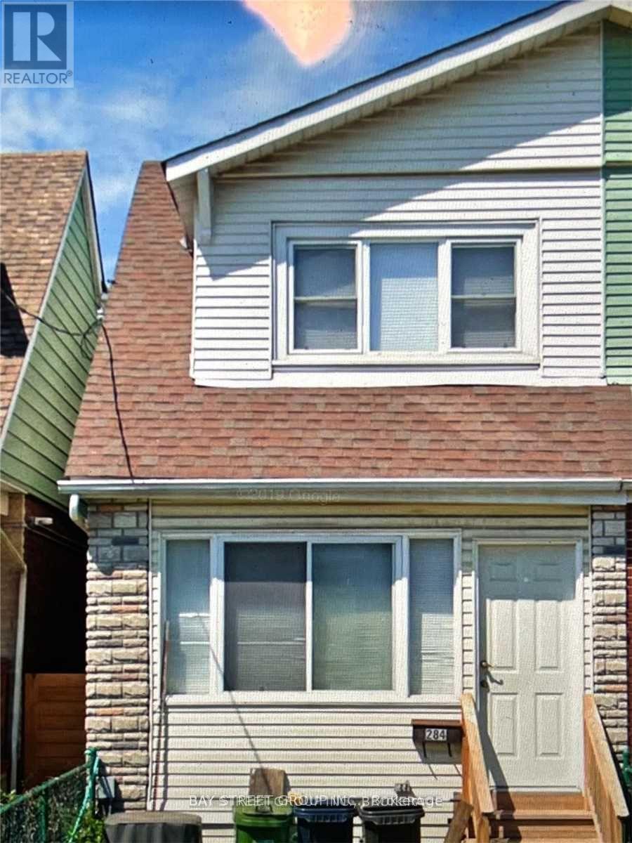 <div class="slider-price">$1,299,900</div><p>284 Woodfield Road, Toronto, Ontario</p>