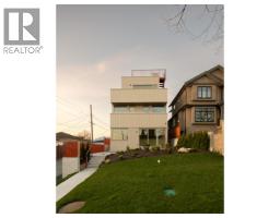 1 2915 E 5TH AVENUE, Vancouver, British Columbia