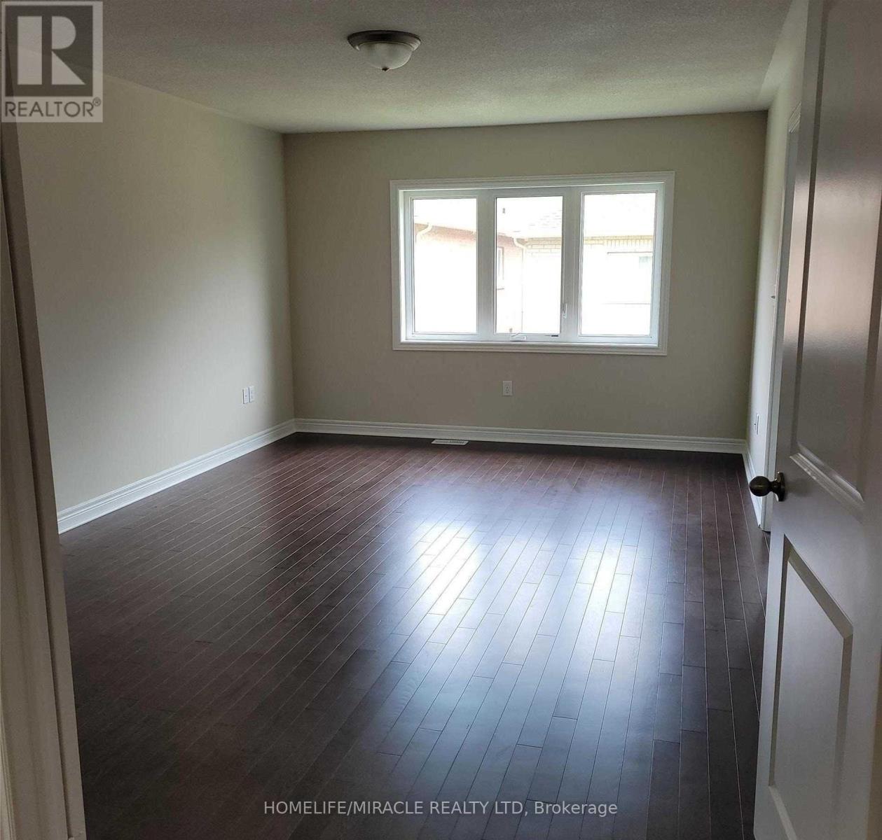 113 Finegan Circle, Brampton, Ontario L7A 4Z9 - Photo 13 - W13125474
