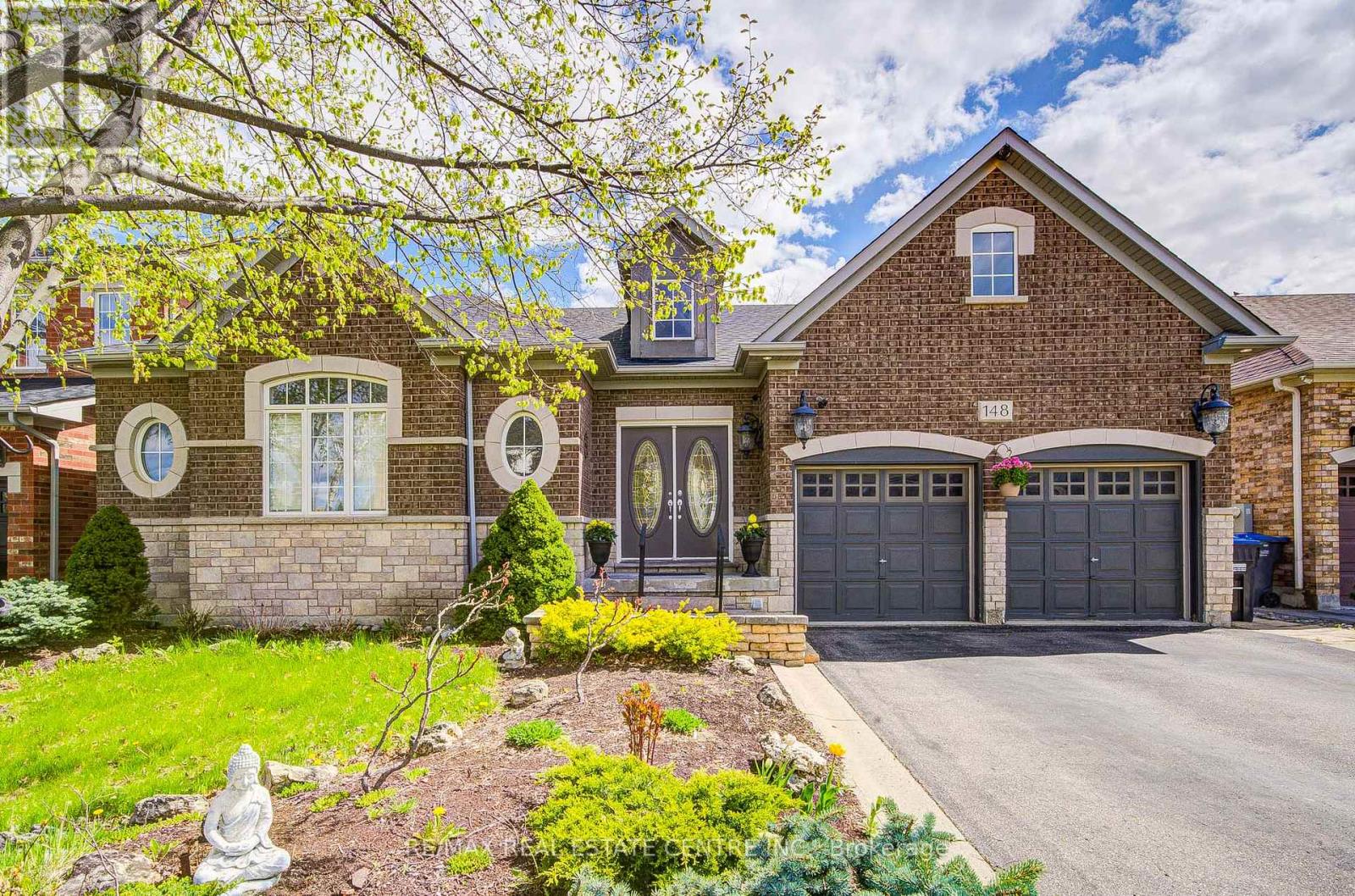 148 BONISTEL CRESCENT, Brampton, Ontario