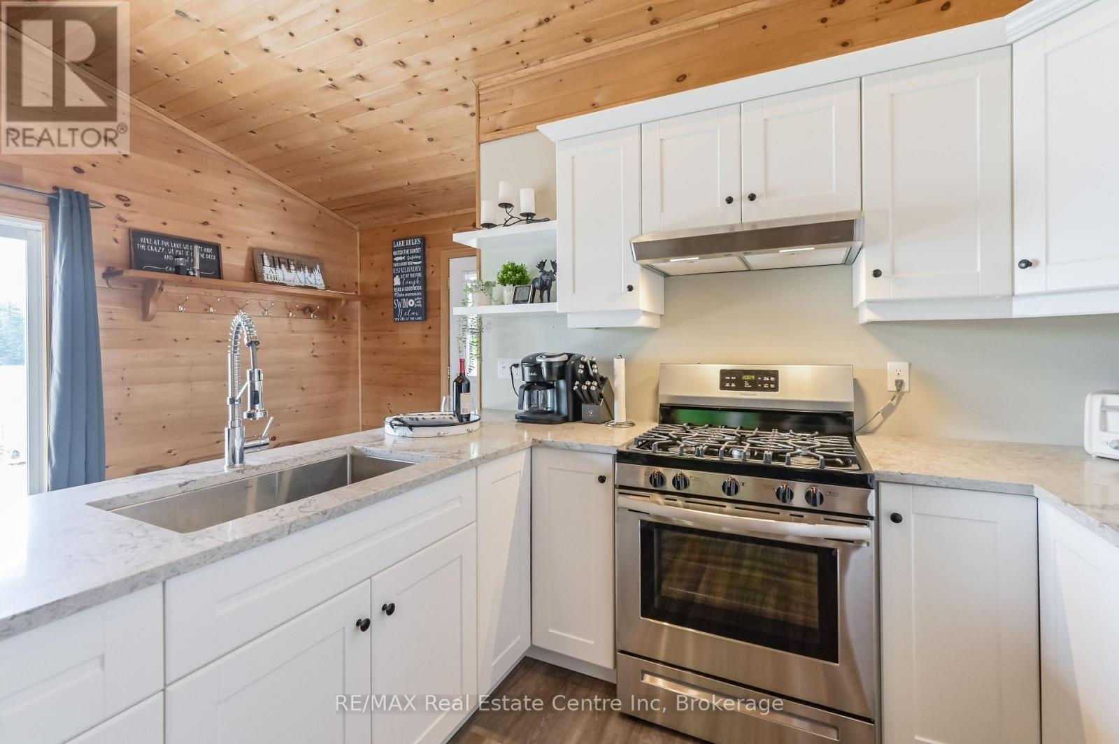 22 South Crane Lake Road, The Archipelago, Ontario  P2A 2W8 - Photo 11 - X12987774