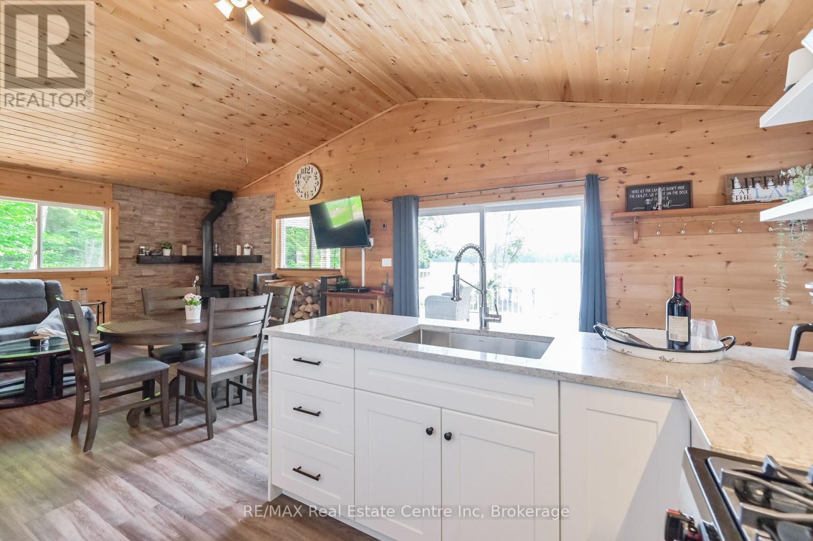 22 South Crane Lake Road, The Archipelago, Ontario  P2A 2W8 - Photo 12 - X12987774