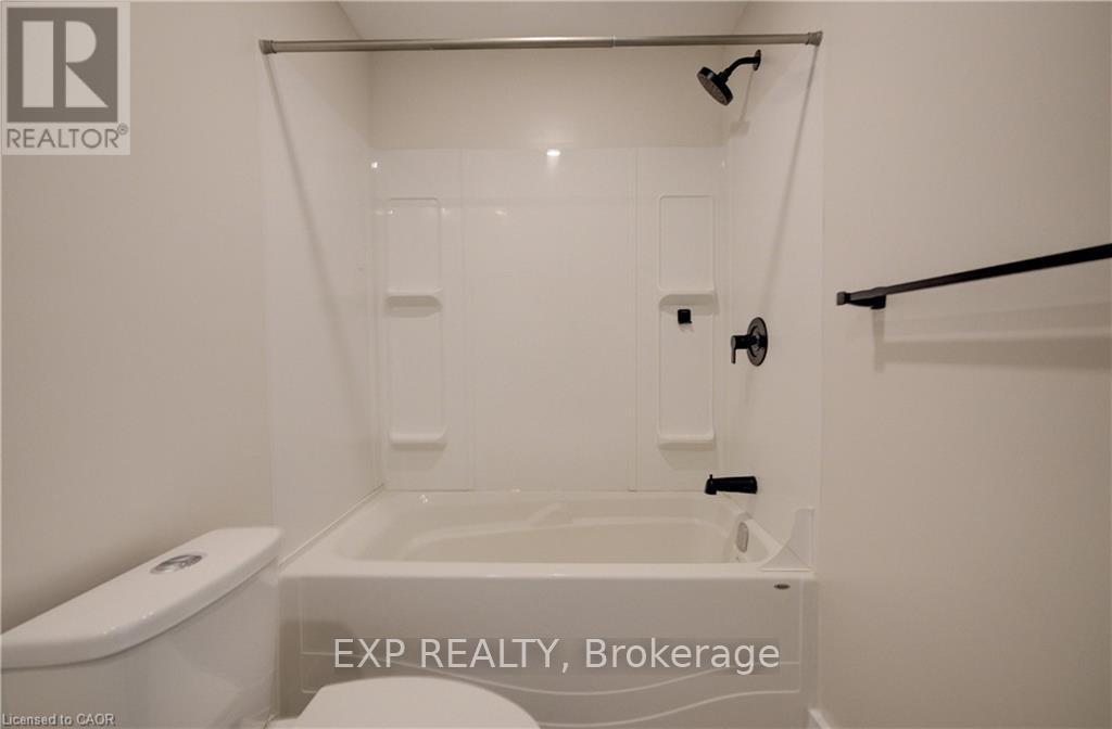 361 Prospect Avenue, Kitchener, Ontario  N2A 1C9 - Photo 12 - X13125510
