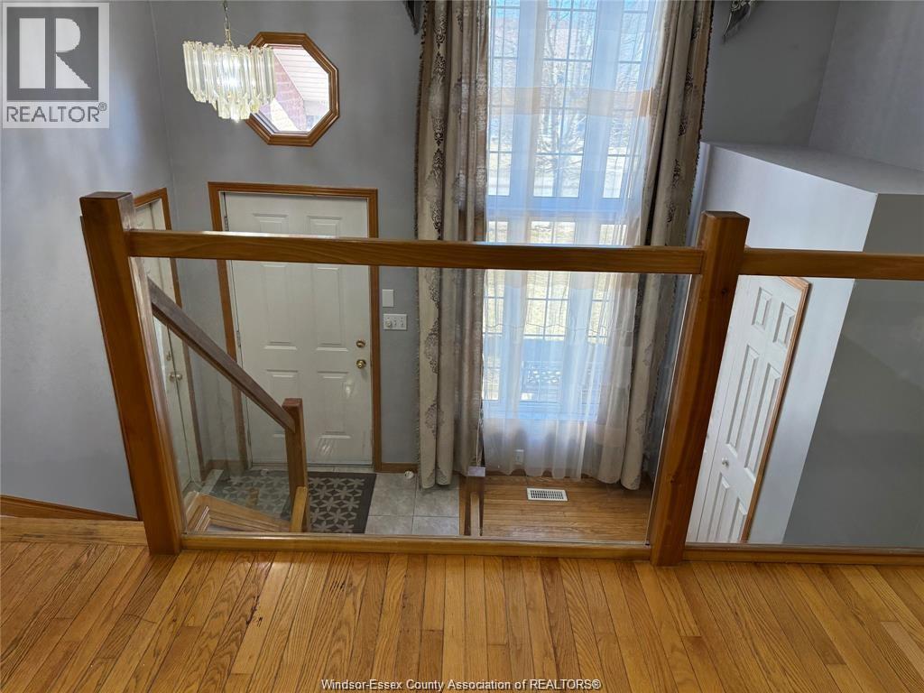 2643 Carissa Unit# Upper, Windsor, Ontario  N8R 2J9 - Photo 2 - 26011087