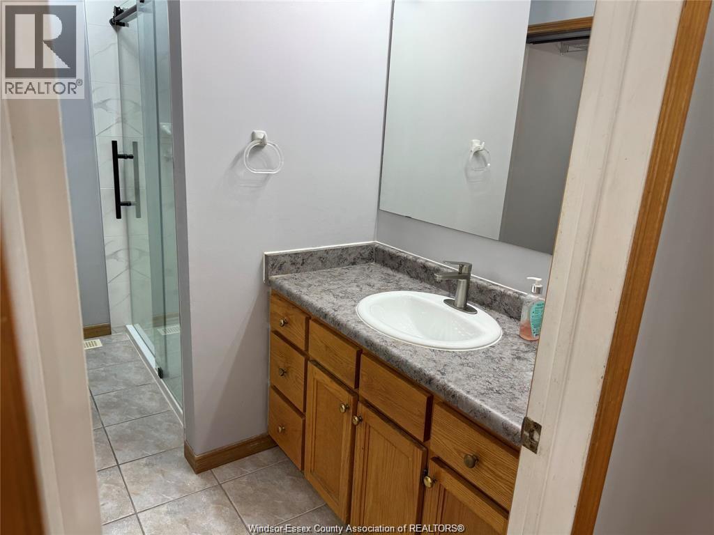 2643 Carissa Unit# Upper, Windsor, Ontario  N8R 2J9 - Photo 4 - 26011087