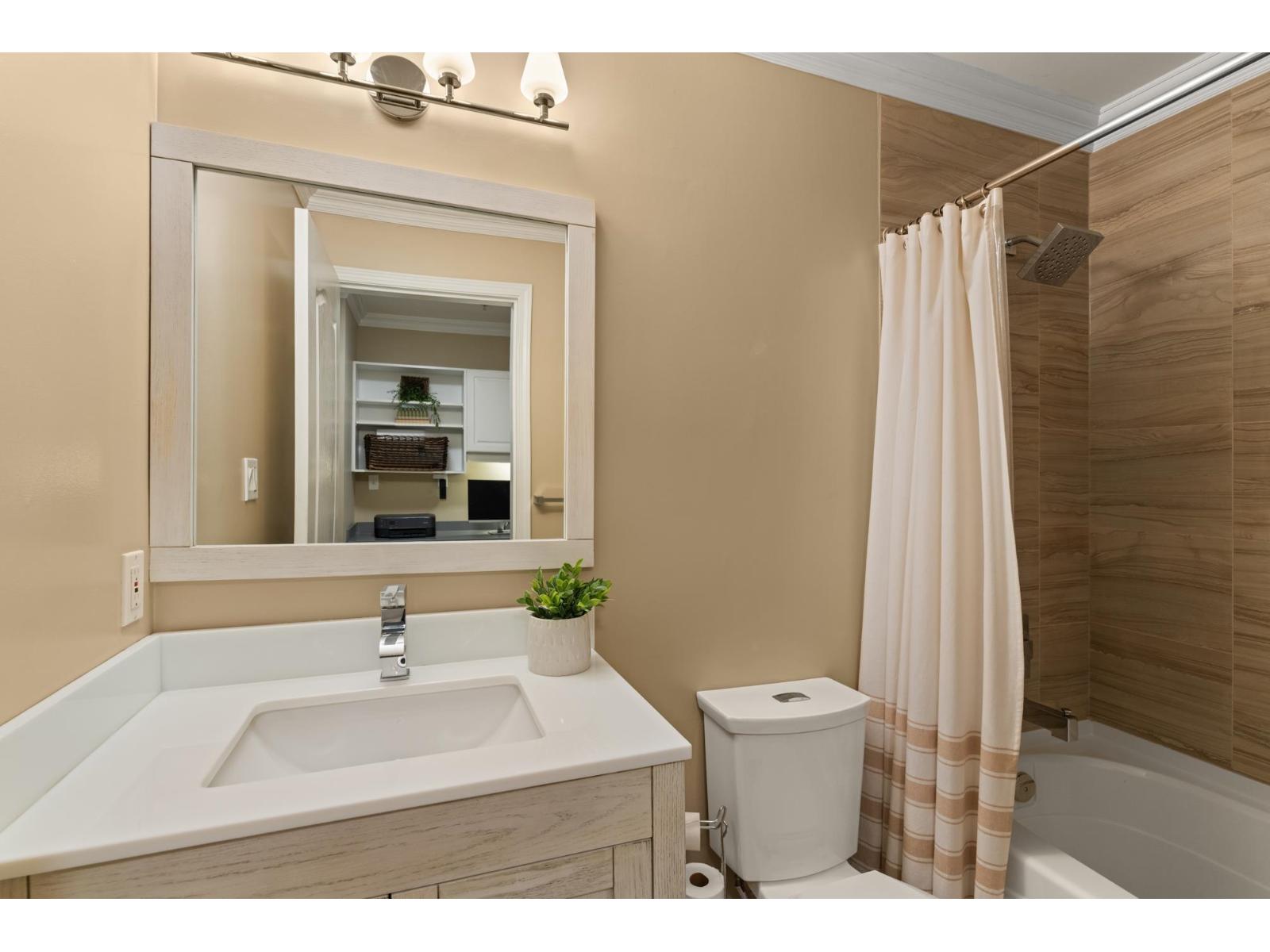 404 15220 Guildford Drive, Surrey, British Columbia  V3R 0Y6 - Photo 31 - R3123542