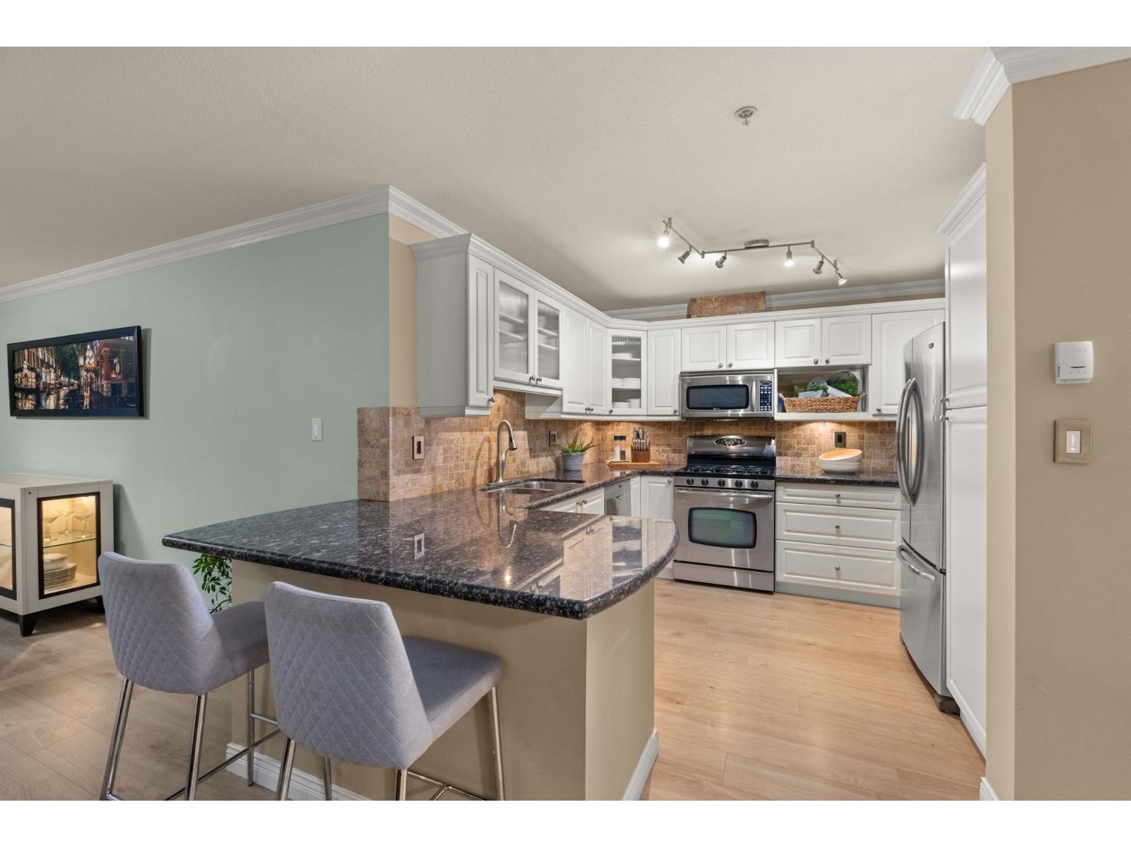 404 15220 Guildford Drive, Surrey, British Columbia  V3R 0Y6 - Photo 20 - R3123542