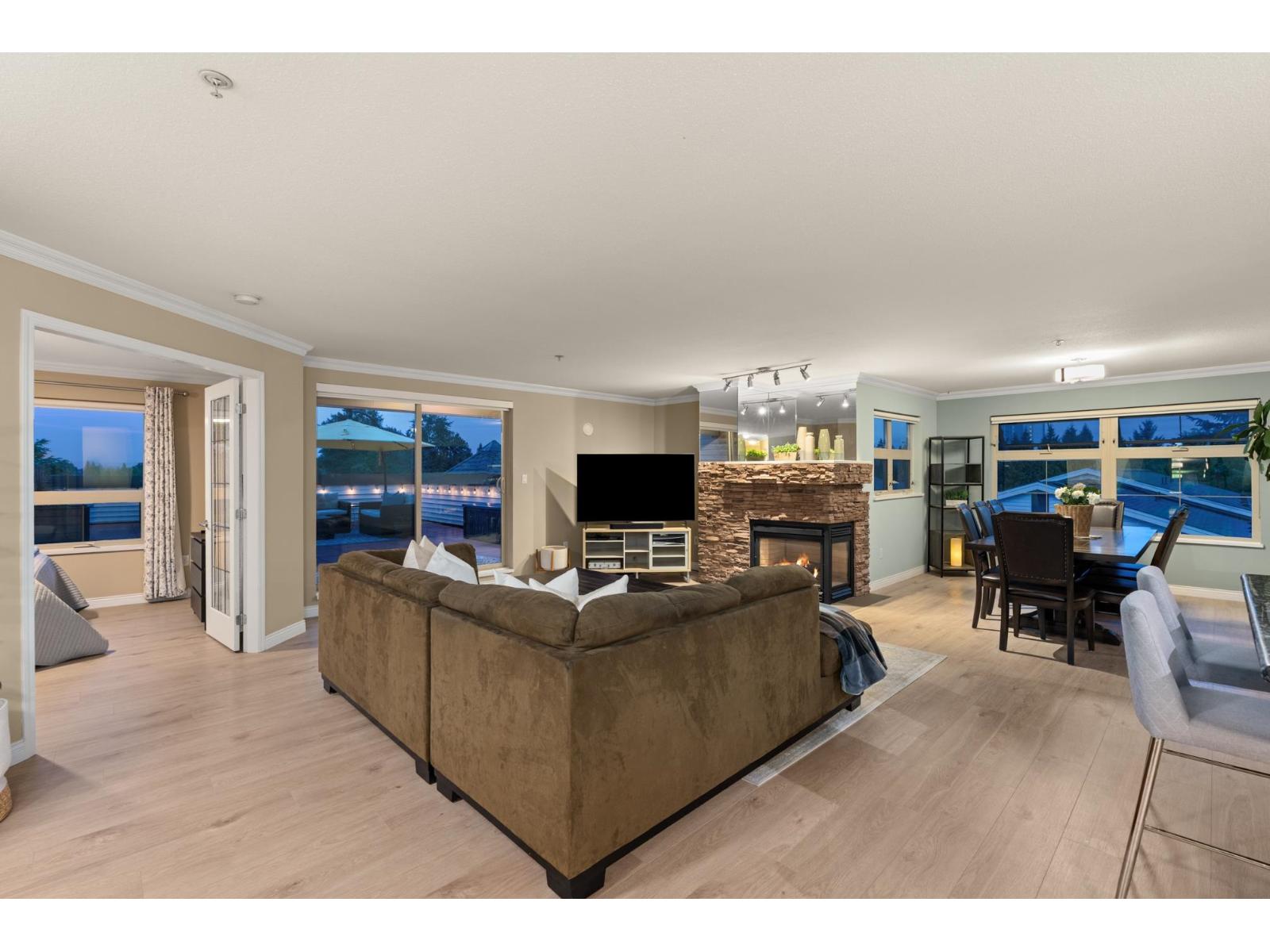 404 15220 Guildford Drive, Surrey, British Columbia  V3R 0Y6 - Photo 9 - R3123542