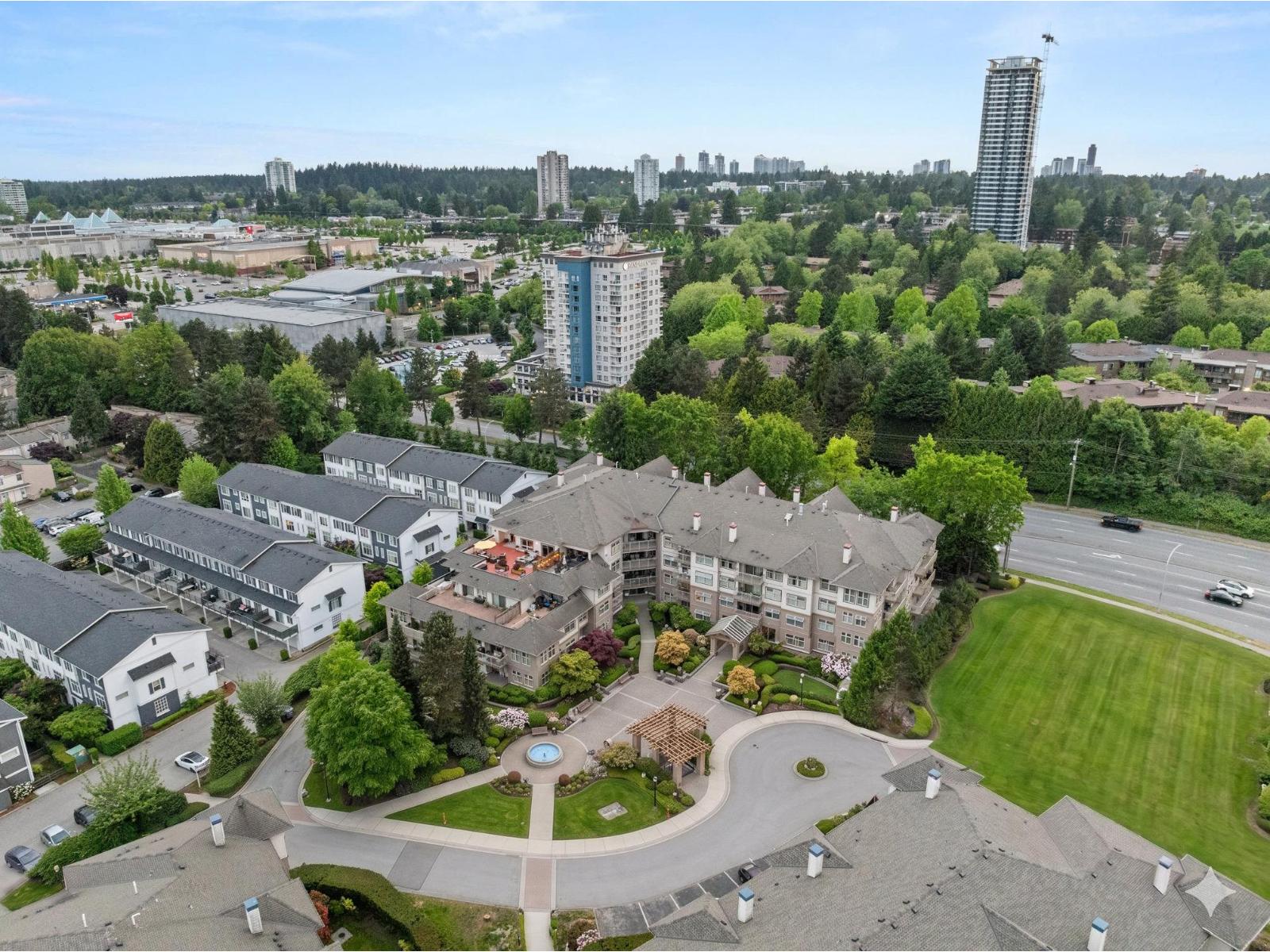 404 15220 Guildford Drive, Surrey, British Columbia  V3R 0Y6 - Photo 37 - R3123542