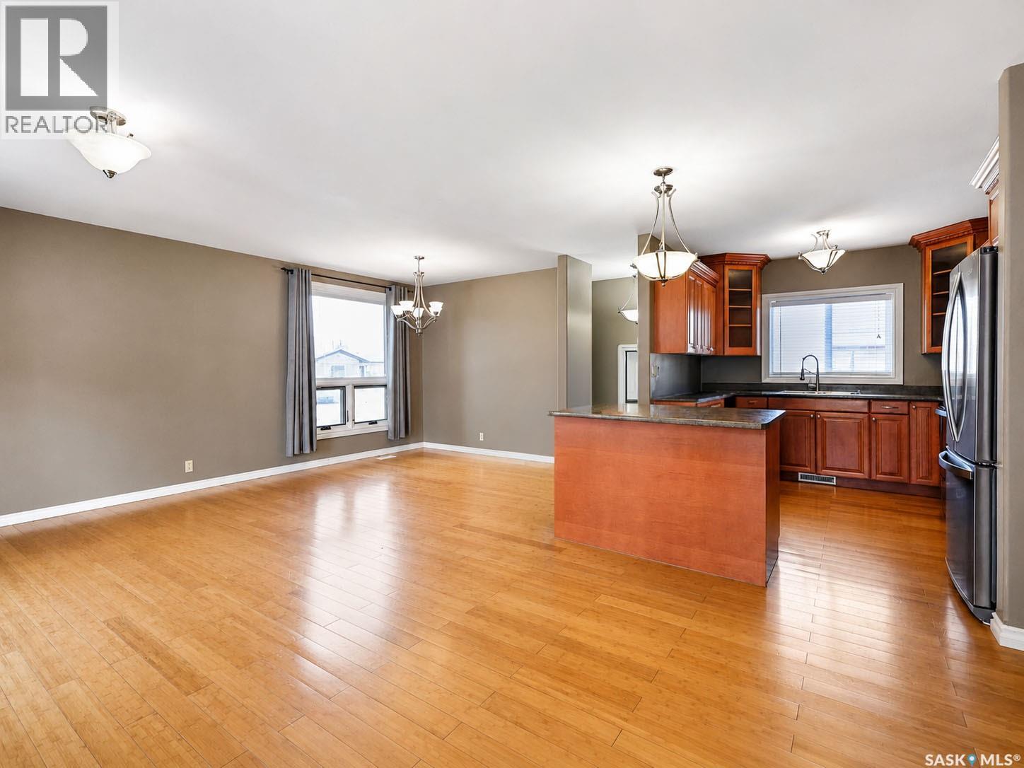 2550 Macdonald Avenue, Prince Albert, Saskatchewan  S6V 2V9 - Photo 10 - SK035712