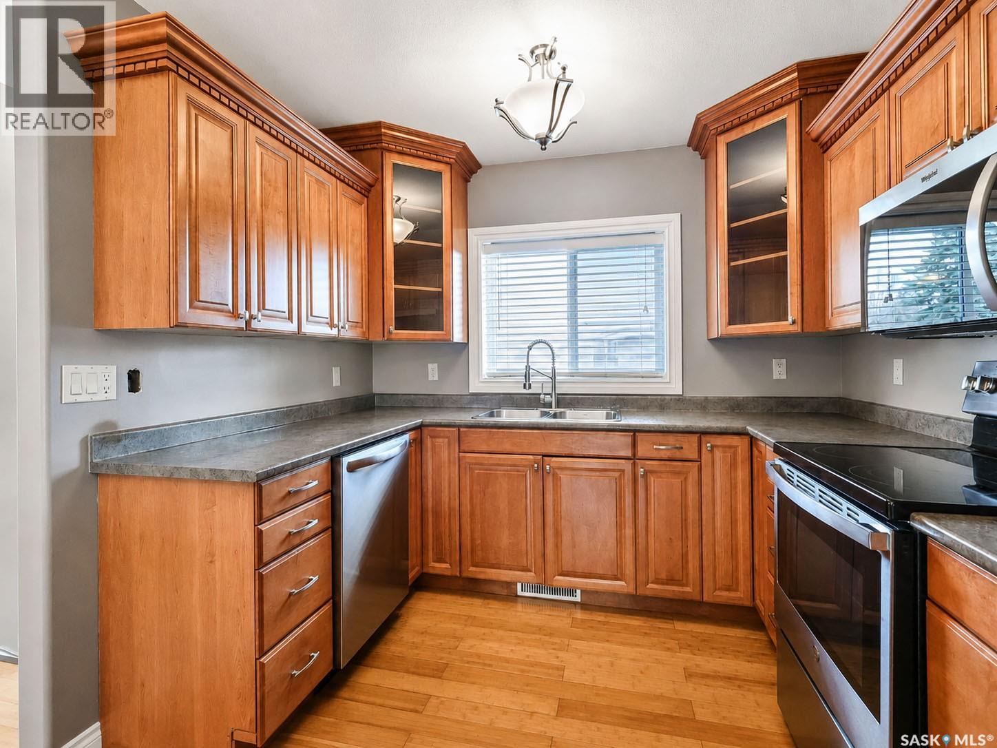 2550 Macdonald Avenue, Prince Albert, Saskatchewan  S6V 2V9 - Photo 6 - SK035712