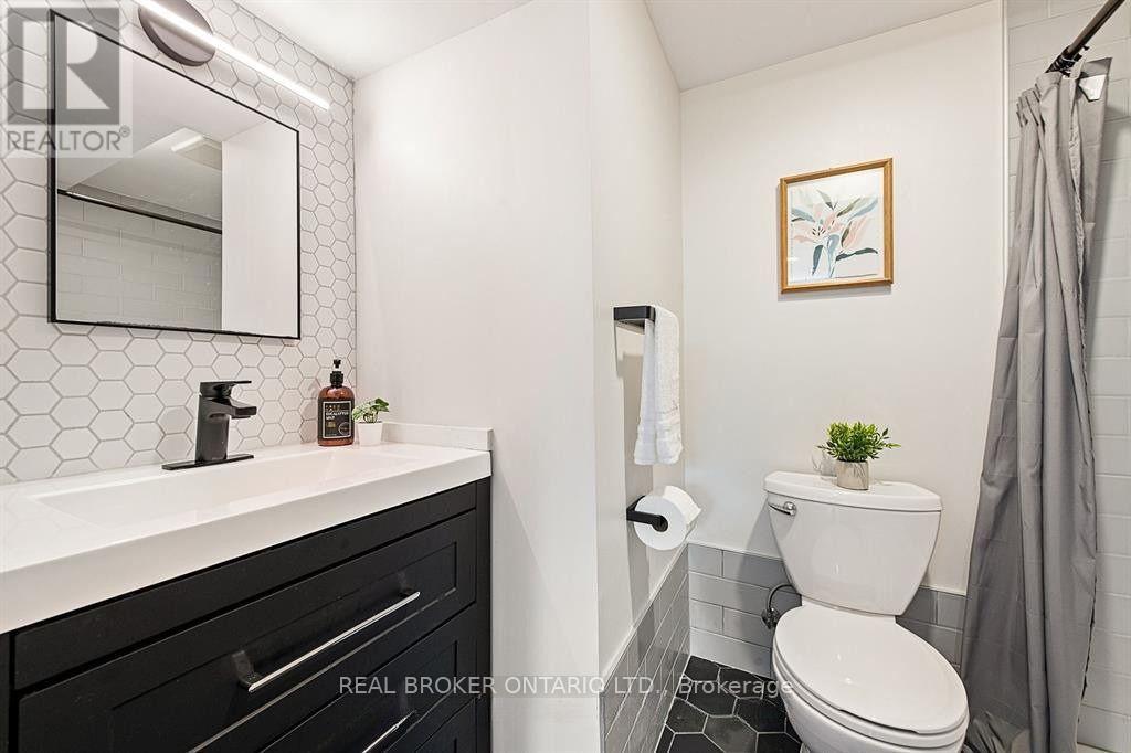 2 - 2061 Featherston Drive, Ottawa, Ontario  K1H 6R1 - Photo 11 - X13125552