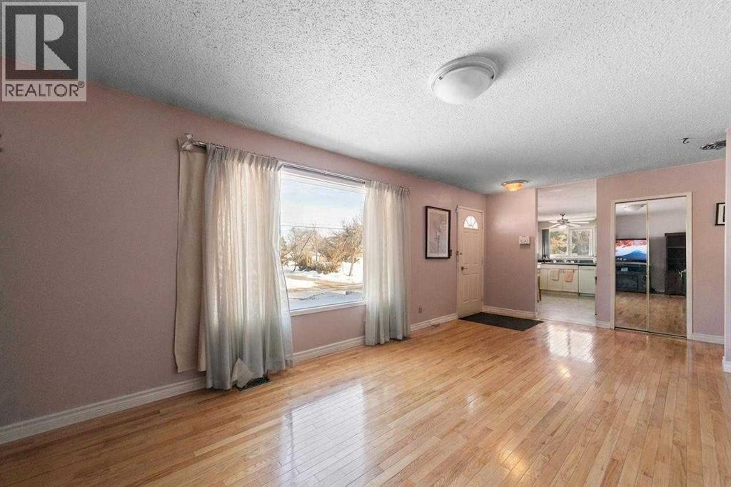 5037 54 Street, Daysland, Alberta  T0B 1A0 - Photo 17 - A2283023