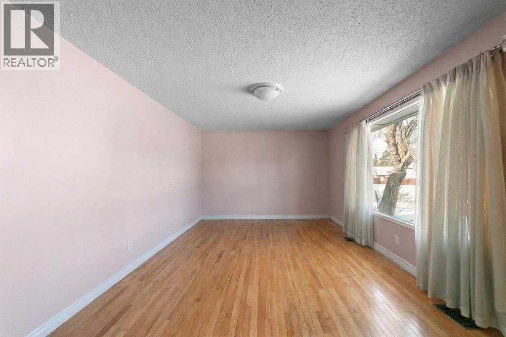 5037 54 Street, Daysland, Alberta  T0B 1A0 - Photo 15 - A2283023