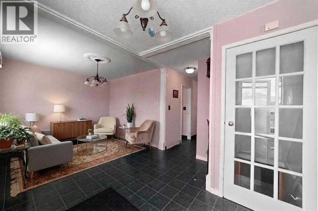5037 54 Street, Daysland, Alberta  T0B 1A0 - Photo 4 - A2283023