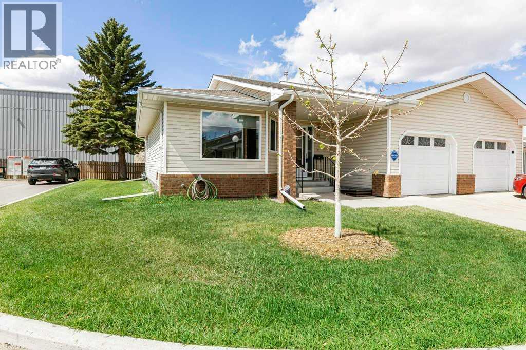 61, 2816 Botterill Crescent, Red Deer, Alberta  T4R 2H7 - Photo 3 - A2309997