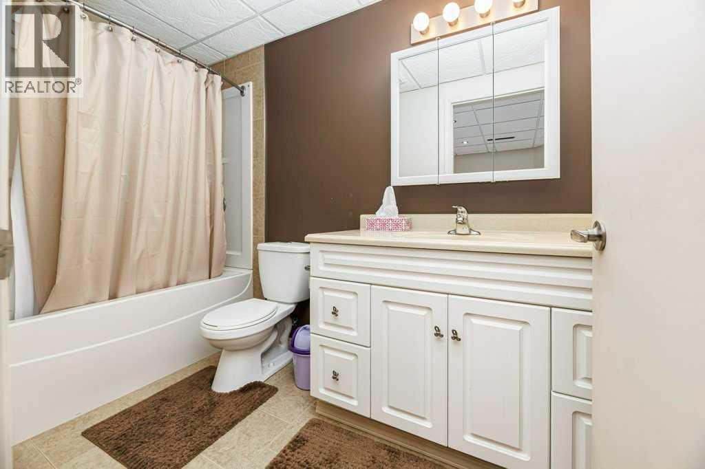 61, 2816 Botterill Crescent, Red Deer, Alberta  T4R 2H7 - Photo 30 - A2309997