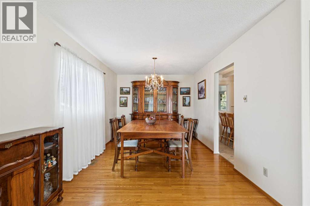 11427 Wilkes Road SE, Calgary, Alberta  T2J 2E5 - Photo 7 - A2286031