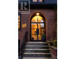27 BOSWELL AVENUE, Toronto, Ontario