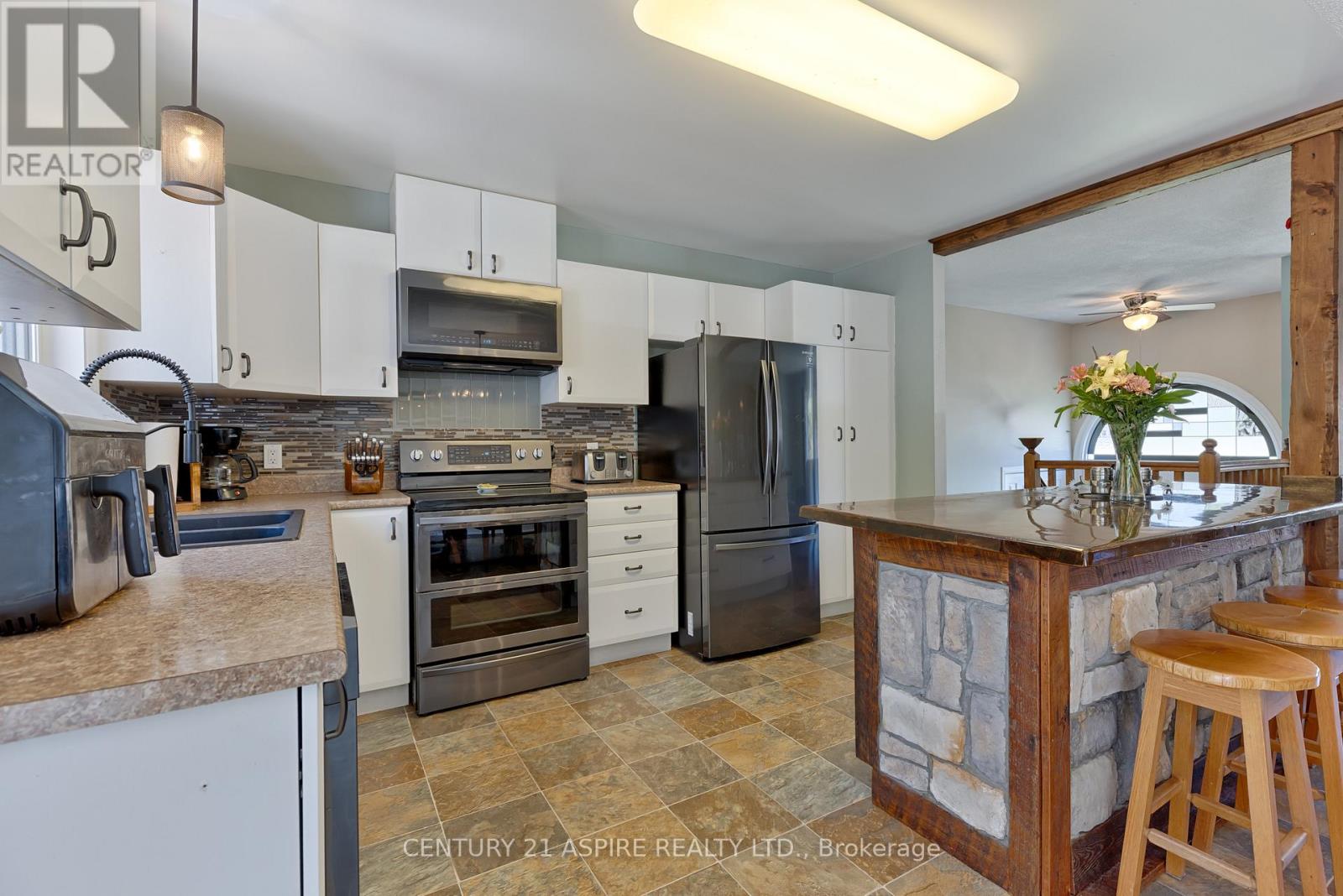 9 Jamie Crescent, Petawawa, Ontario  K8H 3N2 - Photo 13 - X13125528