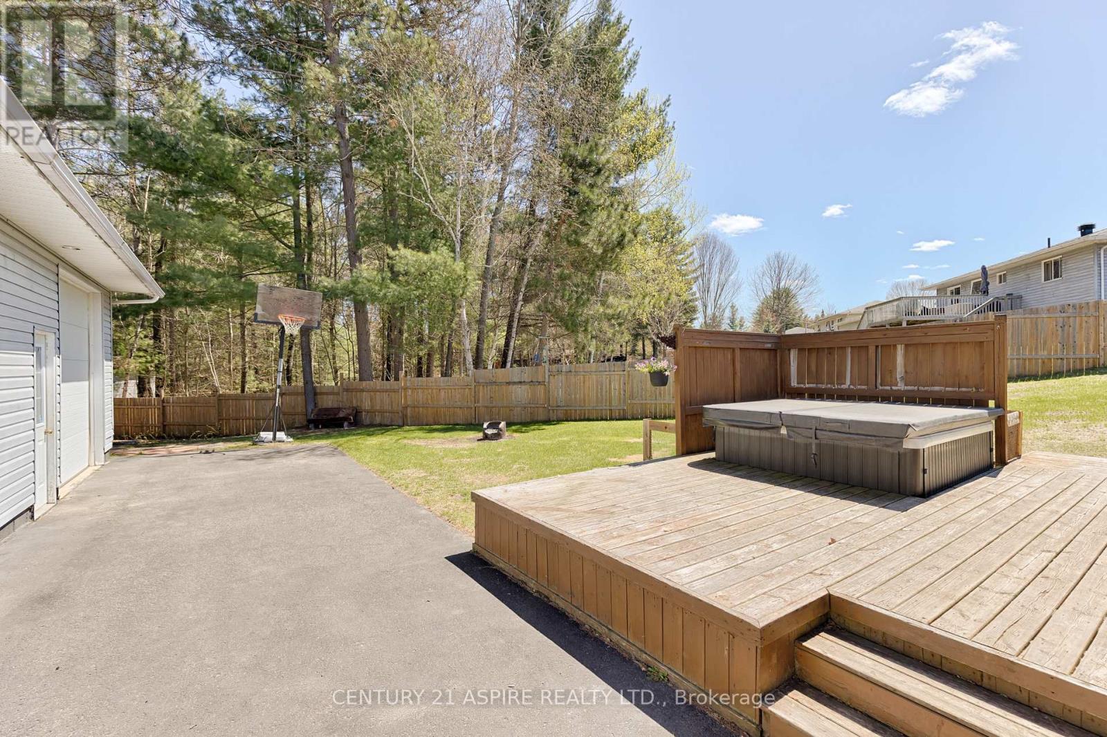 9 Jamie Crescent, Petawawa, Ontario  K8H 3N2 - Photo 35 - X13125528