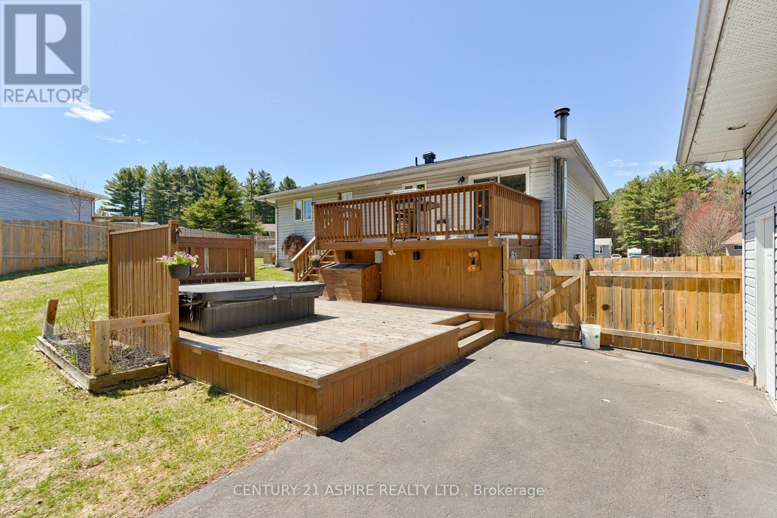 9 Jamie Crescent, Petawawa, Ontario  K8H 3N2 - Photo 36 - X13125528
