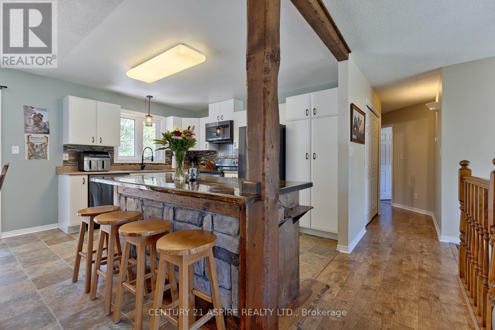 9 Jamie Crescent, Petawawa, Ontario  K8H 3N2 - Photo 7 - X13125528