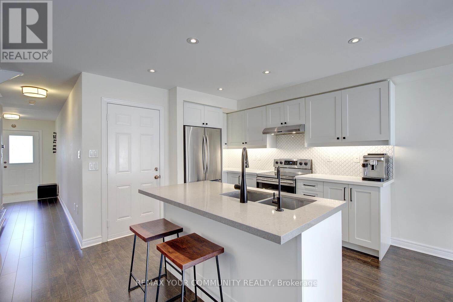 32 Black Maple Crescent, Vaughan, Ontario  L6A 0P6 - Photo 7 - N13125532