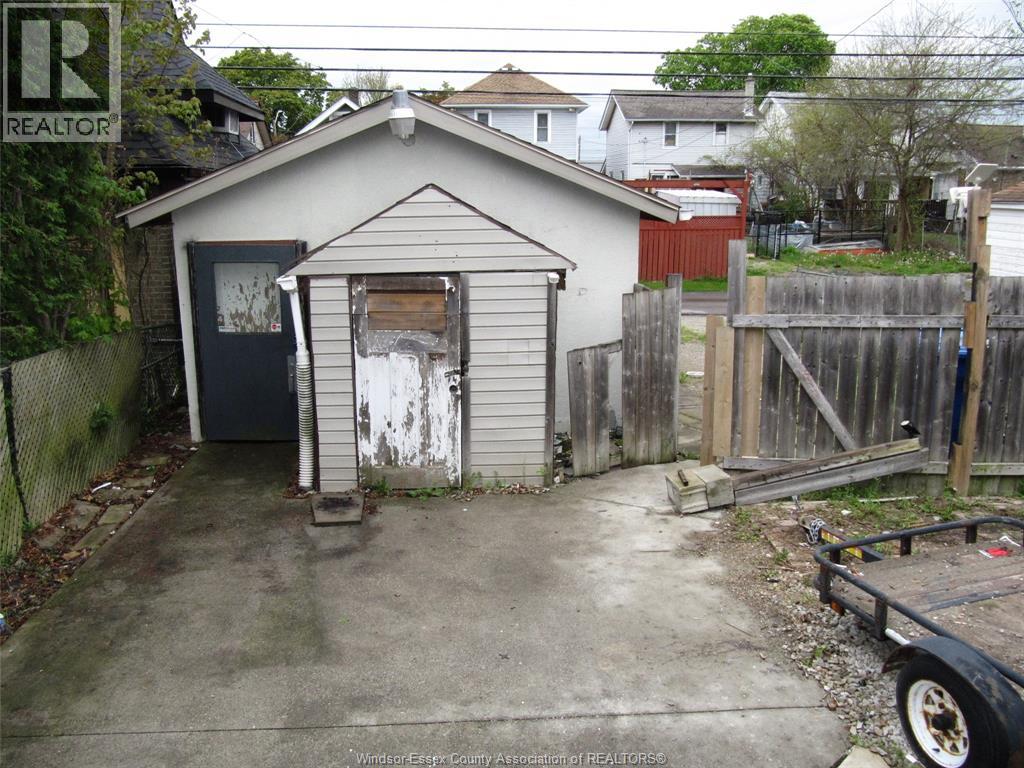 1063 Bruce, Windsor, Ontario  N9A 4Y1 - Photo 24 - 26009897