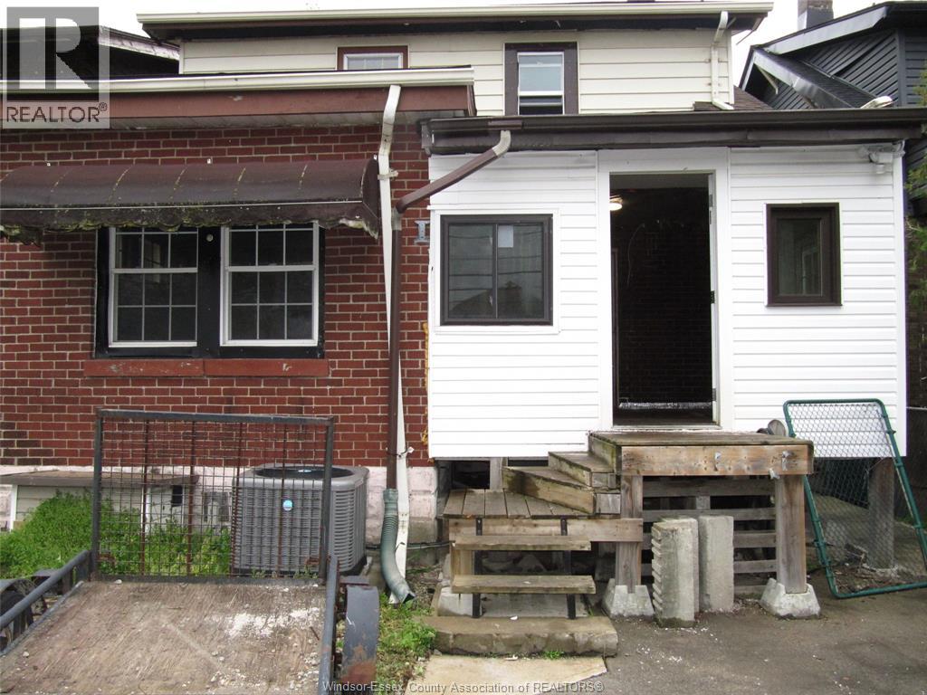 1063 Bruce, Windsor, Ontario  N9A 4Y1 - Photo 25 - 26009897