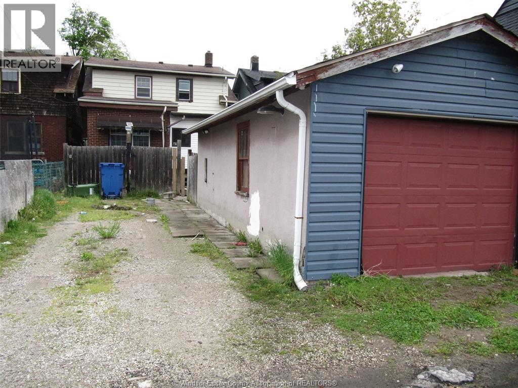 1063 Bruce, Windsor, Ontario  N9A 4Y1 - Photo 26 - 26009897