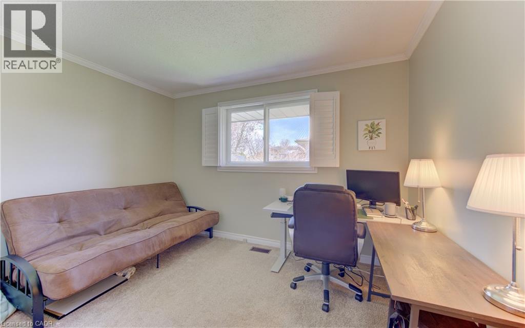 10 Bosworth Crescent, Kitchener, Ontario  N2E 1Z1 - Photo 31 - 40829989
