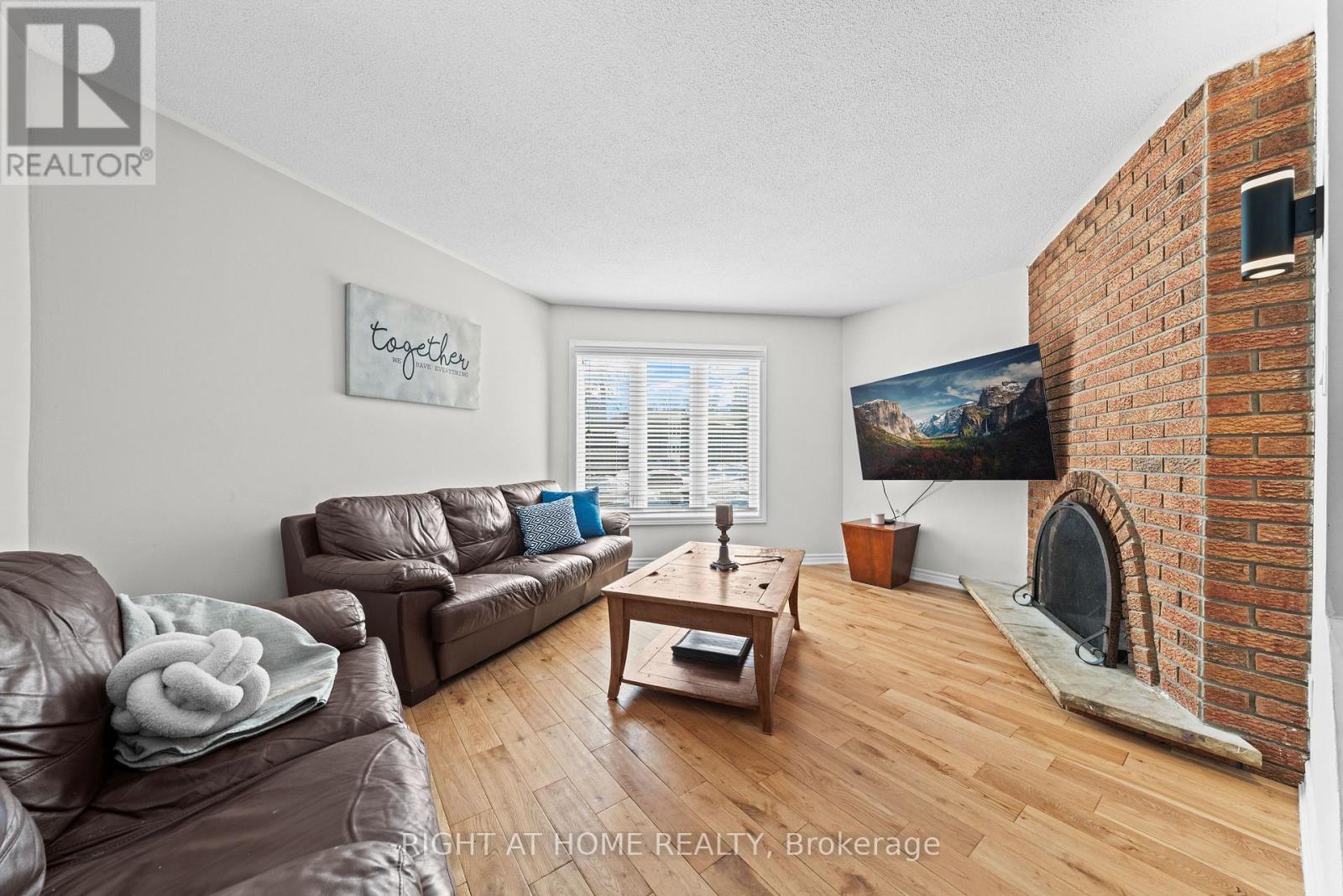 7027 Estoril Road, Mississauga, Ontario  L5N 1N3 - Photo 14 - W13125548
