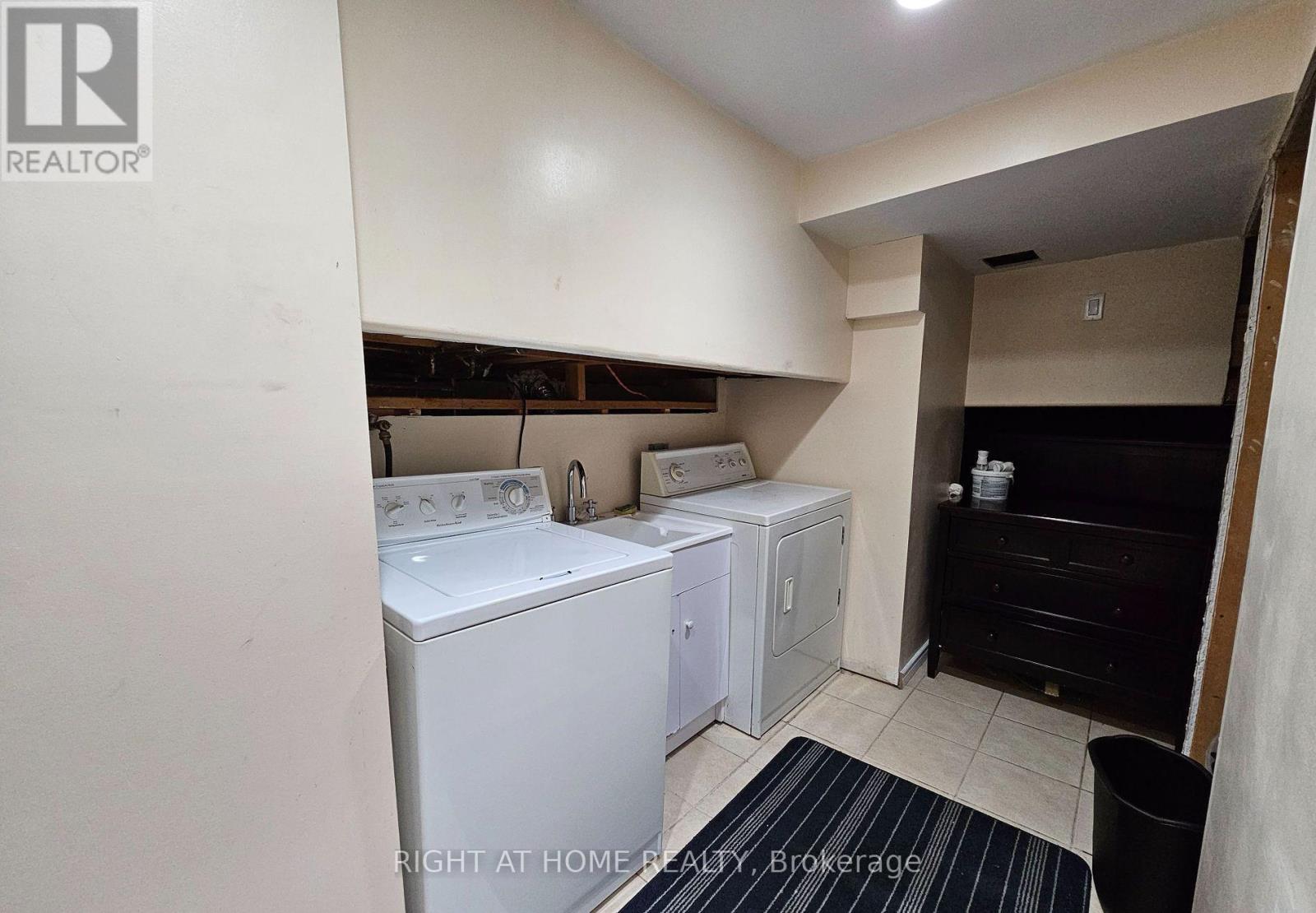 7027 Estoril Road, Mississauga, Ontario  L5N 1N3 - Photo 34 - W13125548