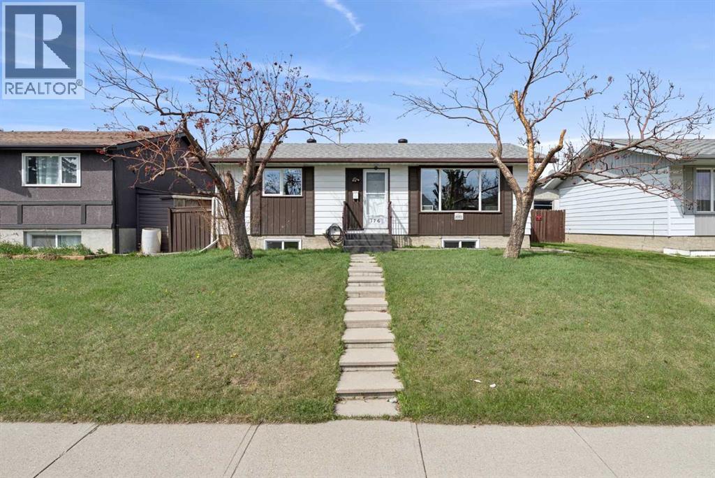 176 Penmeadows Close Se, Calgary, Alberta  T2A 3S2 - Photo 1 - A2307597