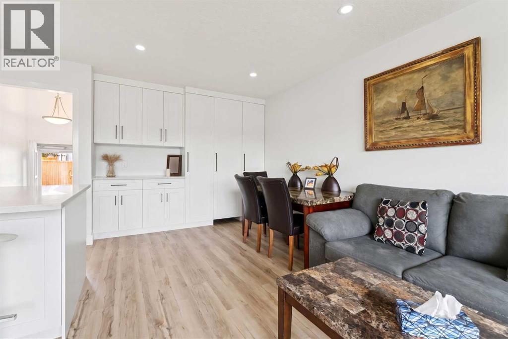 176 Penmeadows Close Se, Calgary, Alberta  T2A 3S2 - Photo 6 - A2307597