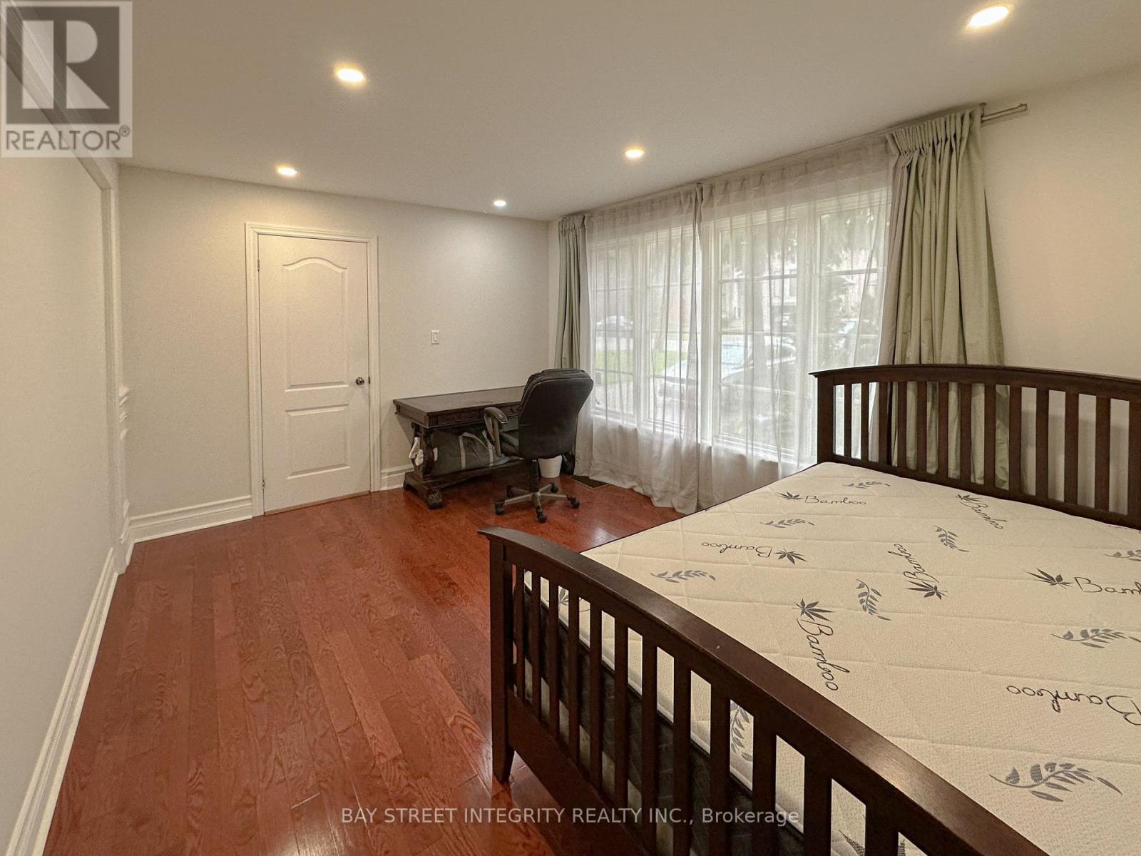 Unit A - 275 Estelle Avenue, Toronto, Ontario  M2N 5J4 - Photo 2 - C13113566