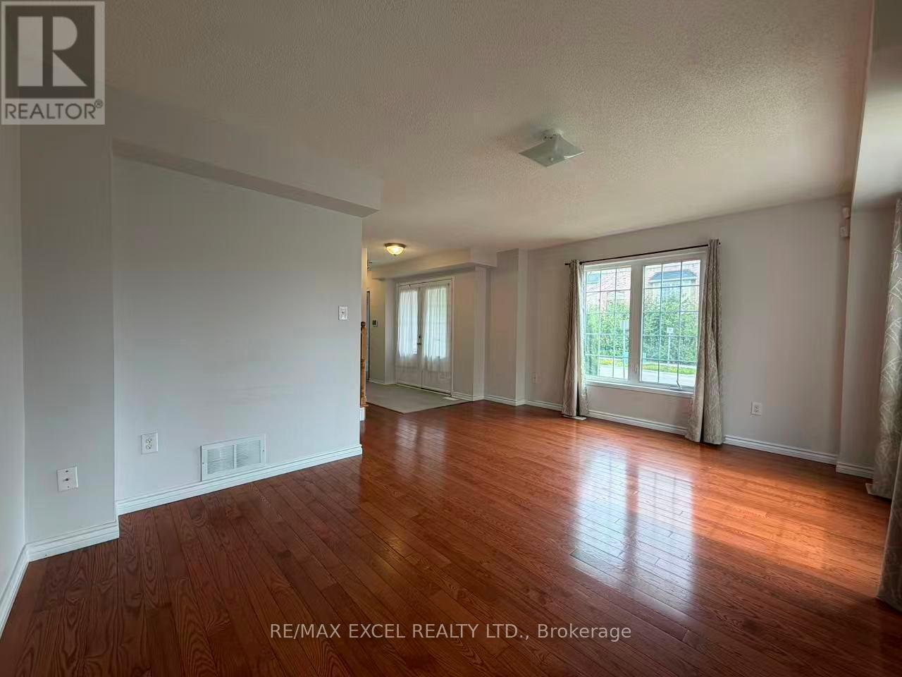 1 Hesketh Road, Ajax, Ontario  L1Z 0K6 - Photo 8 - E12976984