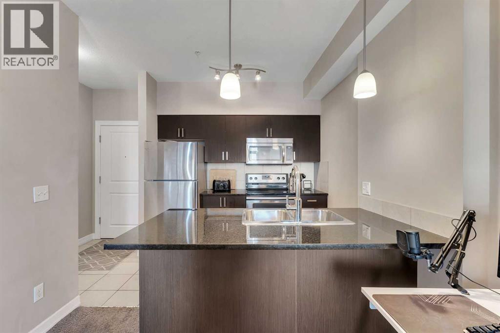 312, 117 Copperpond Common SE, Calgary, Alberta  T2Z 5E2 - Photo 5 - A2289010